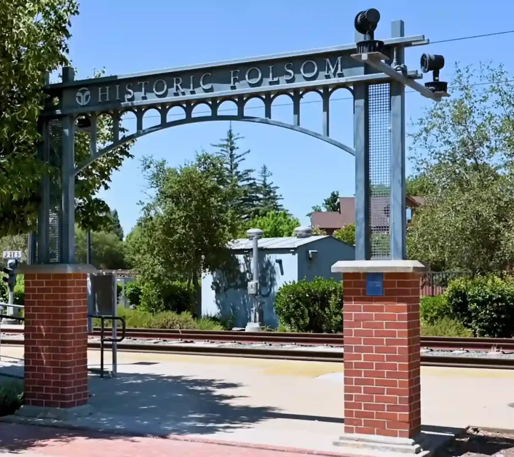 Folsom City, CA